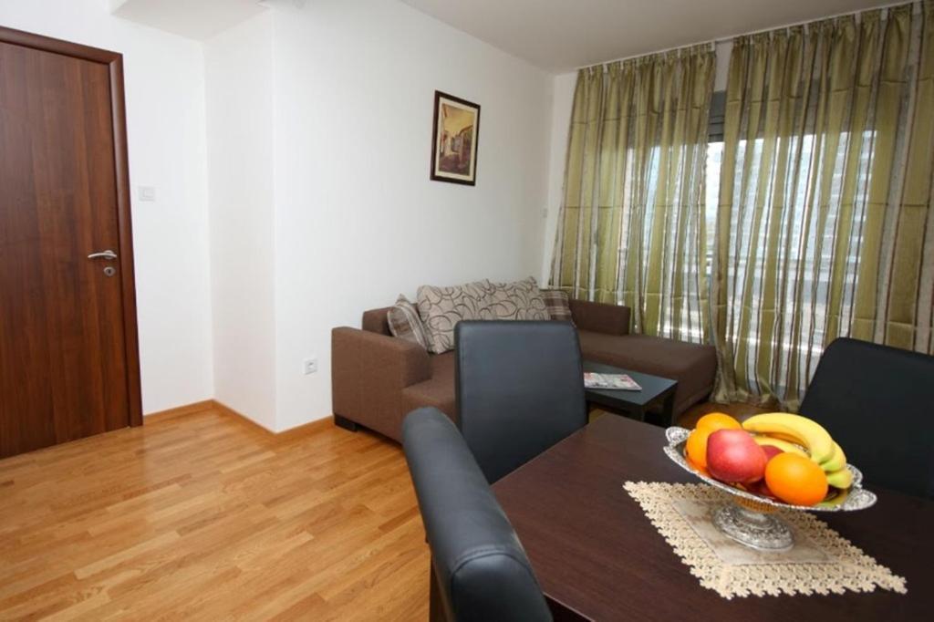 City Montesun Apartments 2 Budva Exterior photo